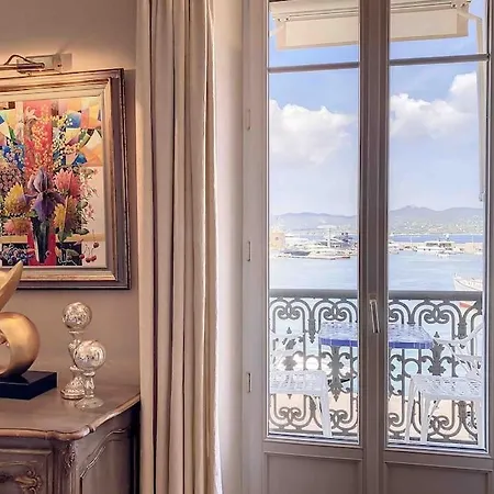 Fabuleux Sur Le Port Avec Balcon Lejlighed
